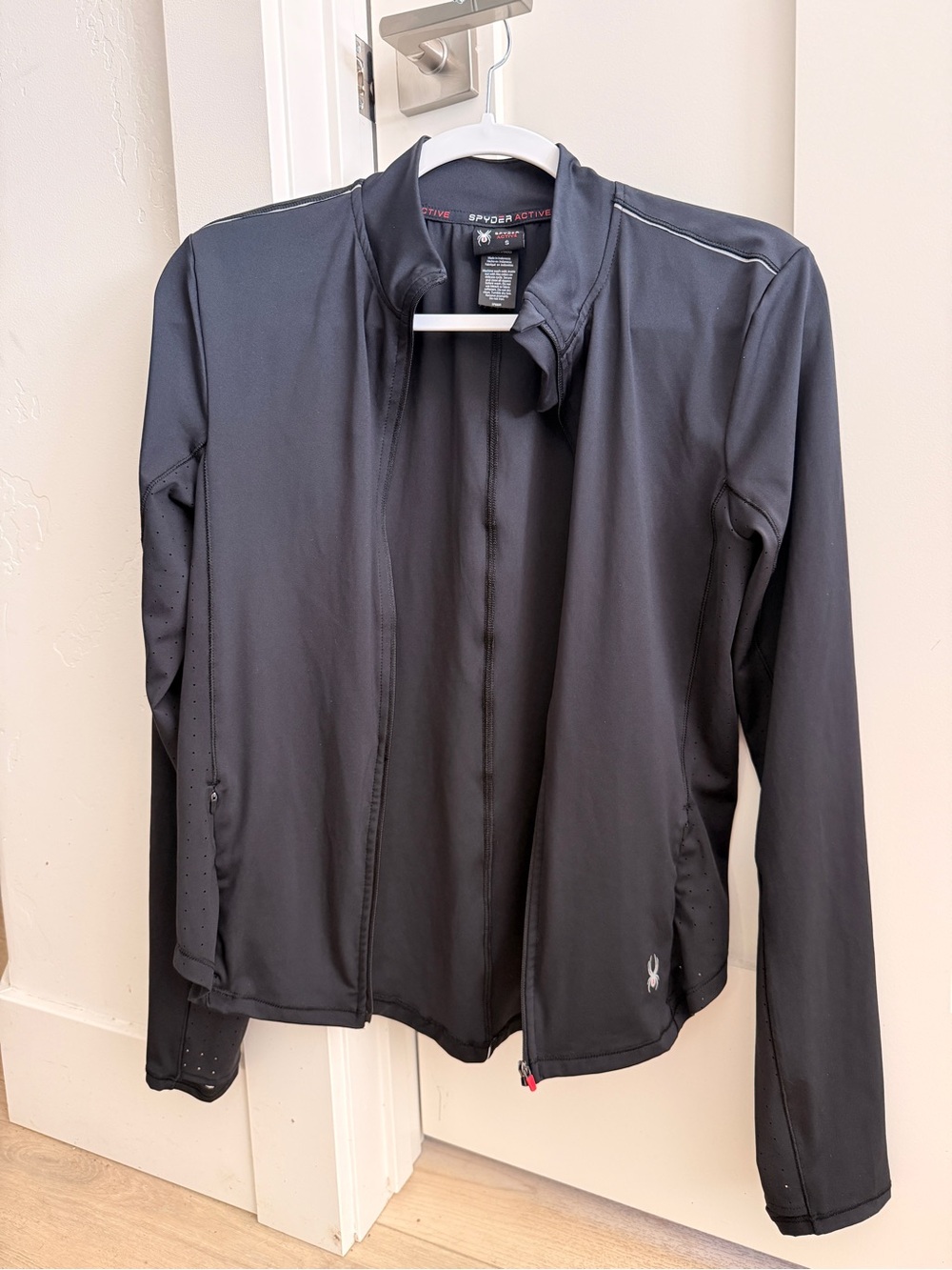 Spyder Women’s Black Full-Zip Active Jacket